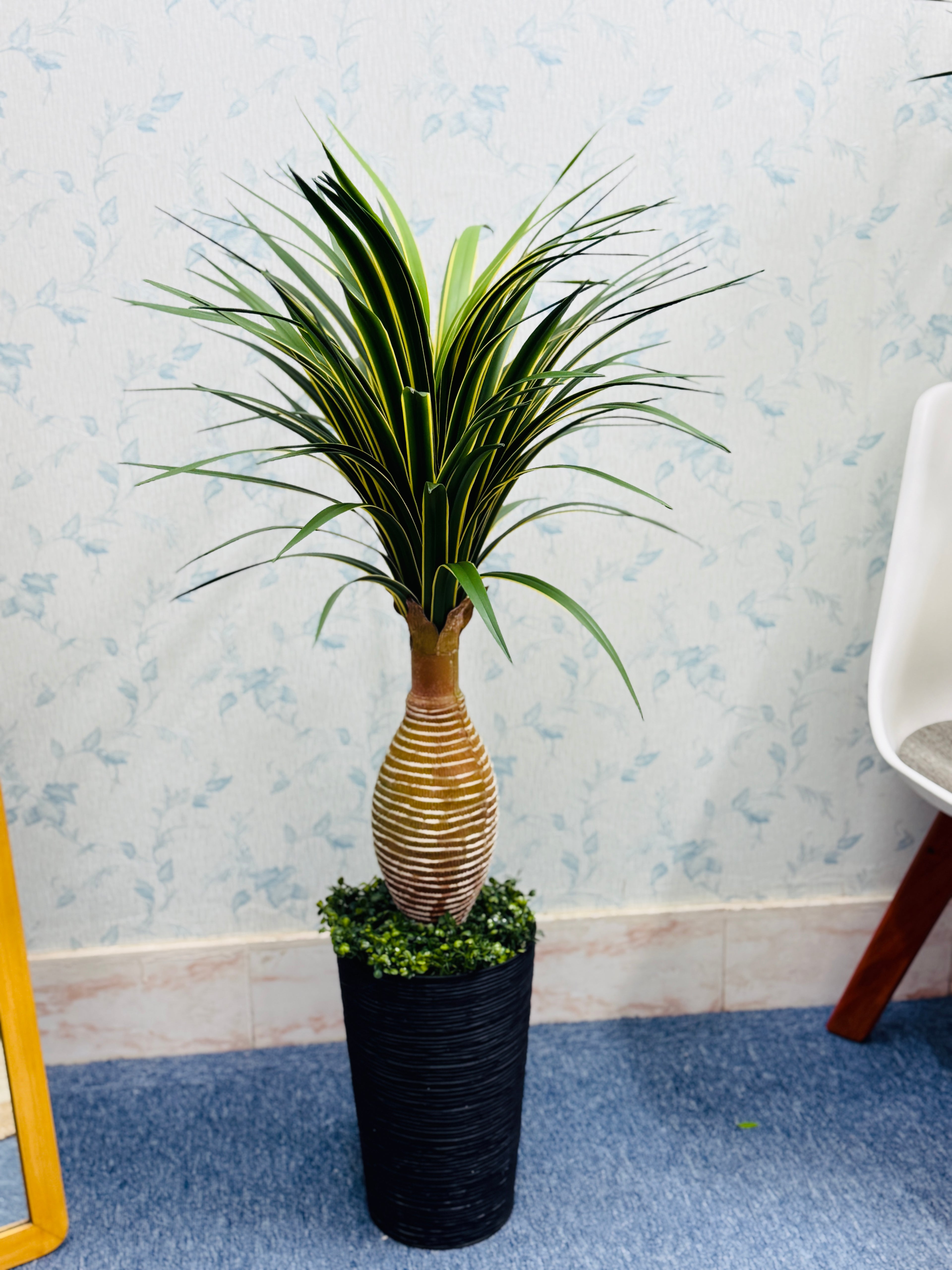 Premium quality chinese imported artificial rubber aloevera with chinese planter.