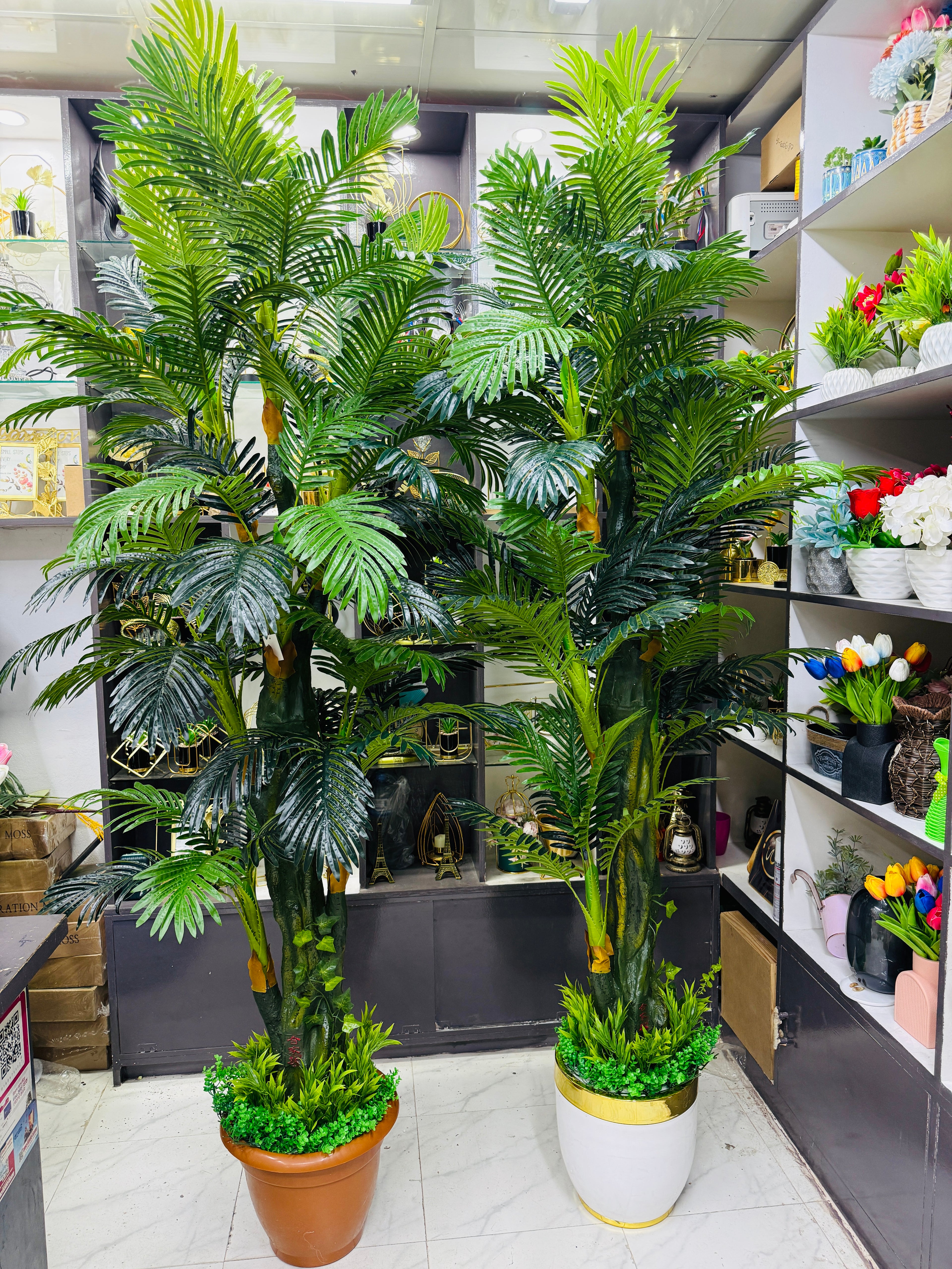 chinese imported 7 head bet tree 7 feet+ with fiber planter and grass