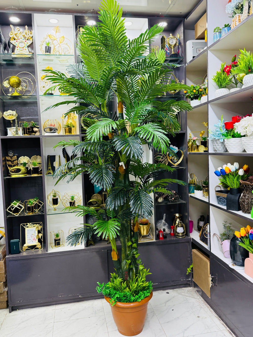 chinese imported 7 head bet tree 7 feet+ with fiber planter and grass