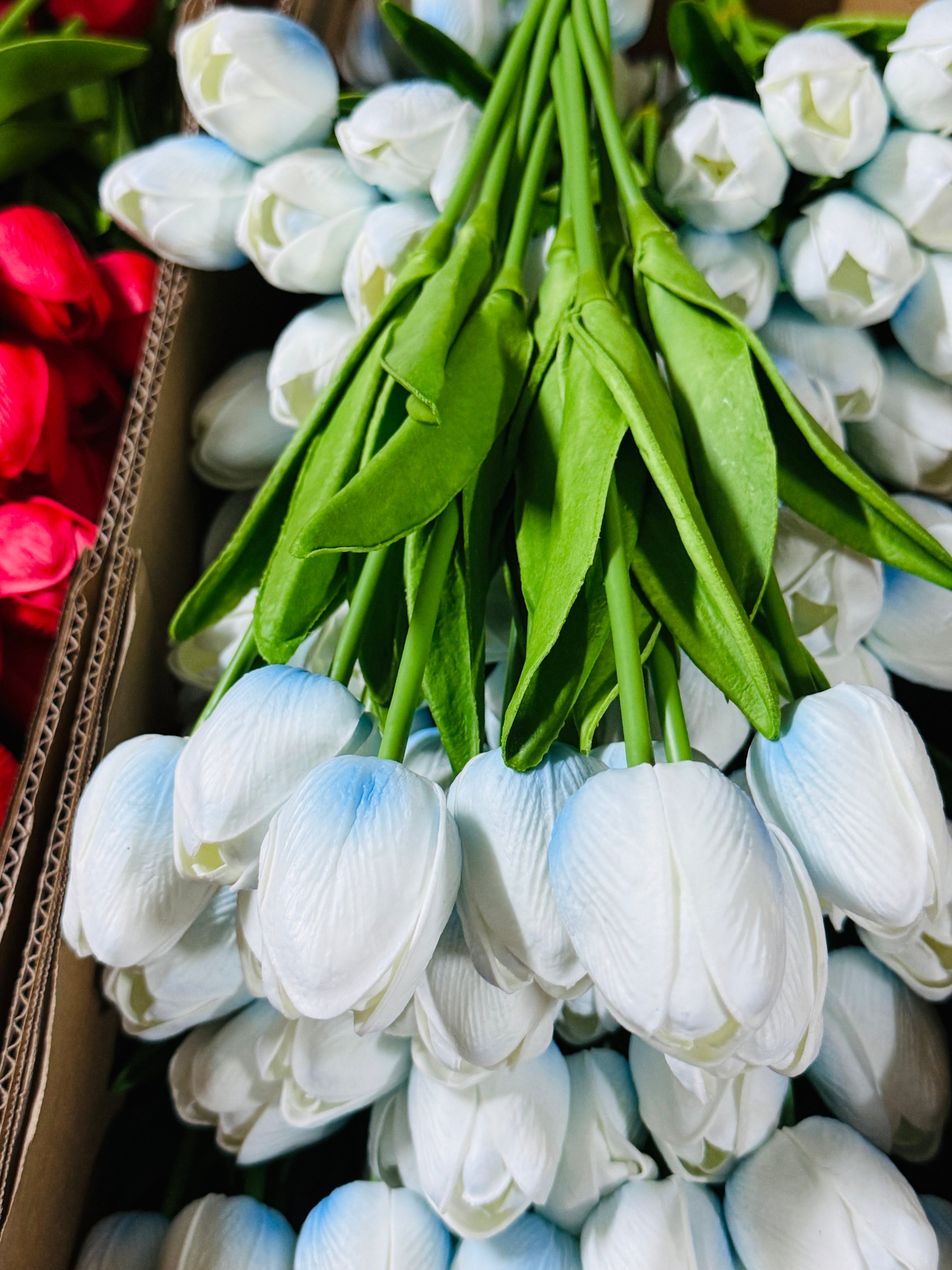 Artificial tulip flowers (10 pcs)