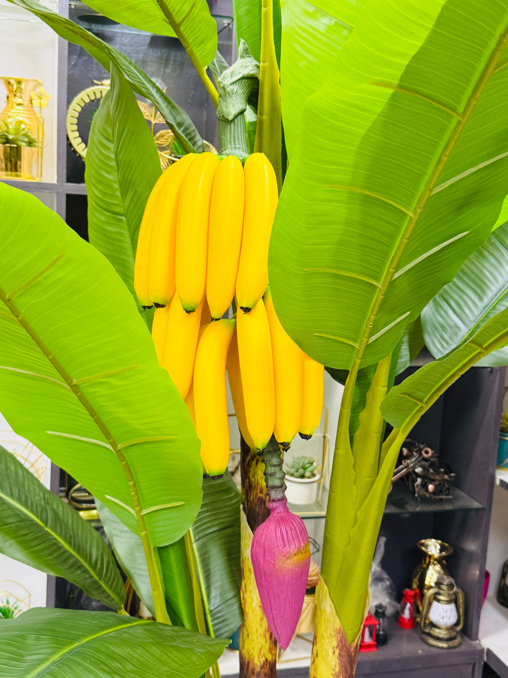 Premium quality chinese imported artificial banana tree with banana bunch and luxurious planter.