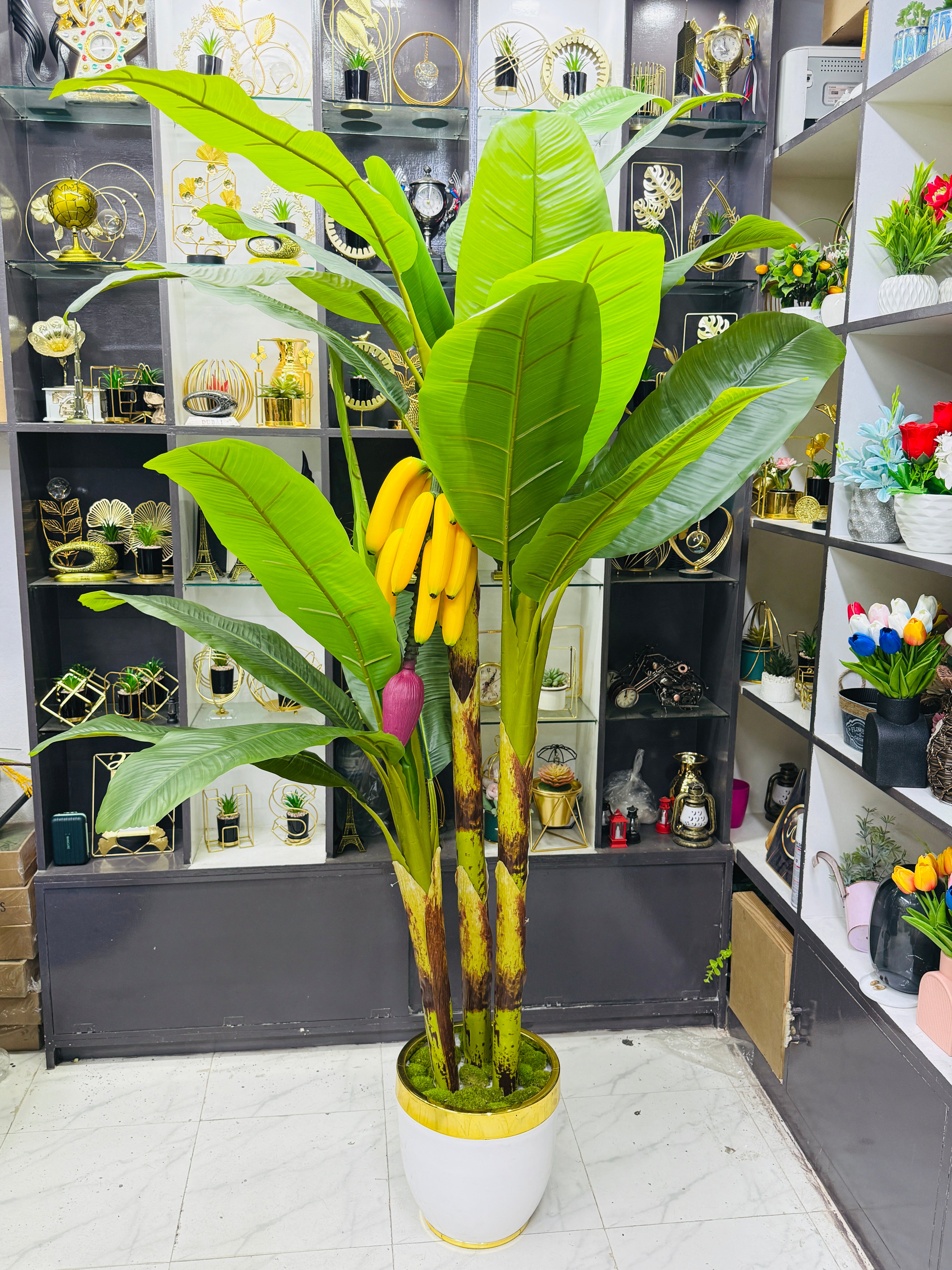 Premium quality chinese imported artificial banana tree with banana bunch and  chinese luxurious planter.